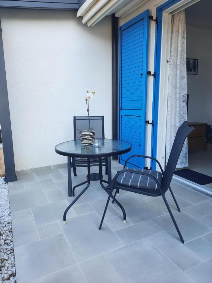 Apartman Madonnina Cres Bagian luar foto